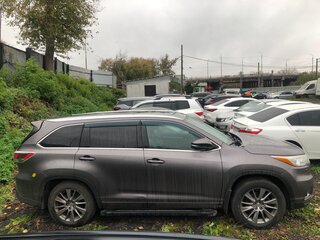 2014 Toyota Highlander III (XU50), серый, 2100000 рублей, вид 3