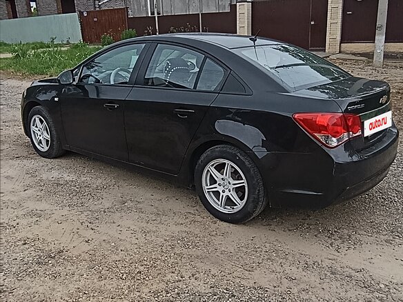 2013 Chevrolet Cruze I Рестайлинг, чёрный, 820000 рублей - вид 4