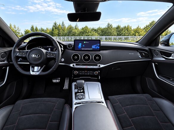 2021 Kia Stinger I Рестайлинг, серый, 3419000 рублей - вид 16