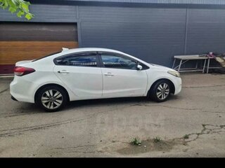 2018 Kia Cerato III Рестайлинг (Classic), белый, 850000 рублей, вид 5