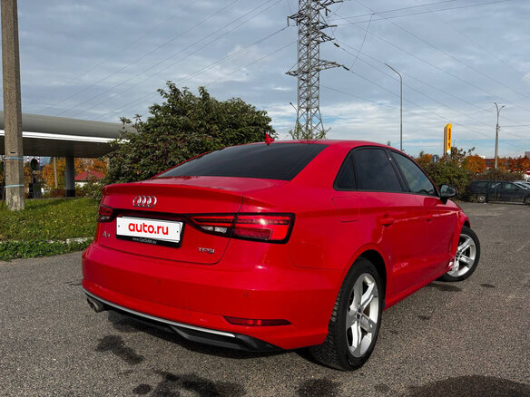 2018 Audi A3 III (8V) Рестайлинг, красный - вид 12