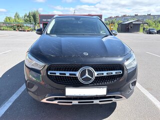 2020 Mercedes-Benz GLA 250 II (H247), чёрный, 3990000 рублей, вид 2