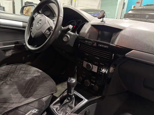 2008 Opel Astra GTC H Рестайлинг, серый, 280000 рублей - вид 6