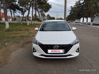 2021 Hyundai Solaris II Рестайлинг, белый, 1400000 рублей, вид 2