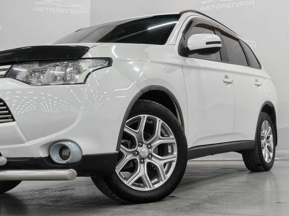 2012 Mitsubishi Outlander III, белый, 1249000 рублей - вид 21