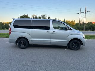 2007 Hyundai Grand Starex I, серый, 750000 рублей, вид 3