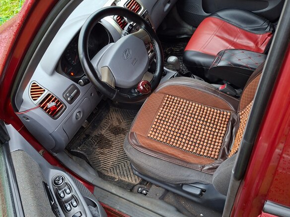 2004 Hyundai Accent ТагАЗ II, красный, 300000 рублей - вид 6