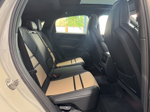 2026 Porsche Cayenne Coupé III Рестайлинг, бежевый, 18490000 рублей - вид 21