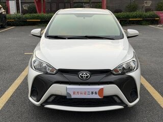 2021 Toyota Yaris L XP150 Рестайлинг, белый, 1030000 рублей, вид 2