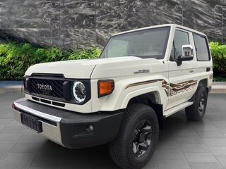 2025 Toyota Land Cruiser 71 70 Series Рестайлинг 2, белый, 15770000 рублей, вид 1