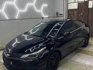 2017 Chevrolet Cruze II, чёрный, 965000 рублей, вид 2