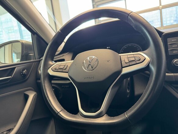 2021 Volkswagen Polo VI, серый - вид 9