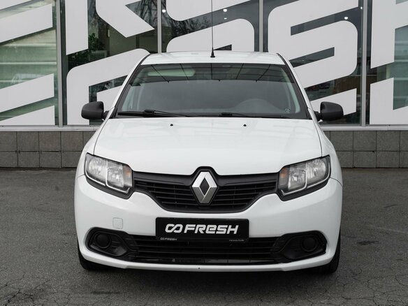 2017 Renault Logan II, белый - вид 2