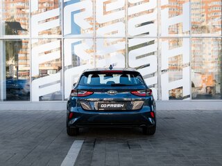 2018 Kia Ceed III, синий, 1682000 рублей, вид 4