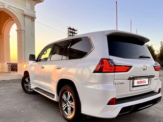 2018 Lexus LX 450d III Рестайлинг 2, белый, 11500000 рублей, вид 4