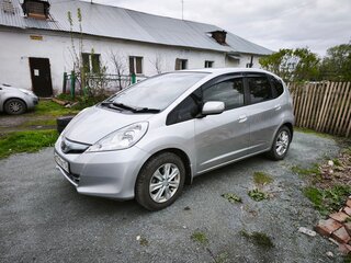 2010 Honda Fit Hybrid II, серый, 720000 рублей, вид 1
