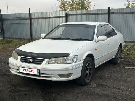 2000 Toyota Camry IV (XV20) Рестайлинг, белый, 389000 рублей, вид 1