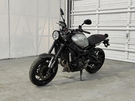 2017 Yamaha XSR900, серый, 720000 рублей, вид 3