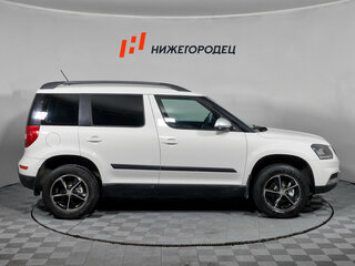 2014 Skoda Yeti I Рестайлинг, белый, 940000 рублей, вид 4