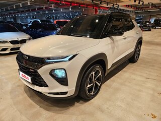 2023 Chevrolet TrailBlazer III, белый, 1670777 рублей, вид 3