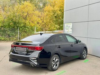 2019 Kia Forte III, чёрный, 1619000 рублей, вид 4