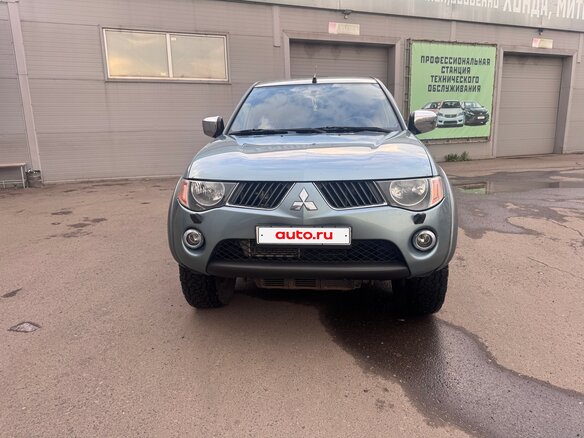 2008 Mitsubishi L200 IV, серый, 1670000 рублей - вид 2
