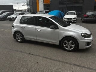 2011 Volkswagen Golf VI, белый, 950000 рублей, вид 2