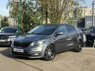 2015 Kia Rio III Рестайлинг, серый, 1119000 рублей, вид 1