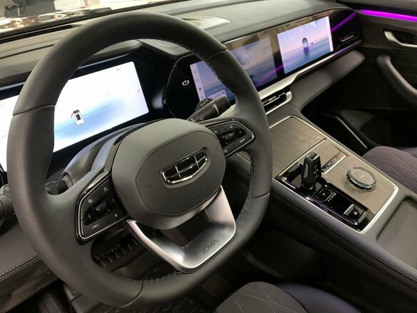 2026 Geely Monjaro I Рестайлинг, зелёный, 4954990 рублей - вид 12