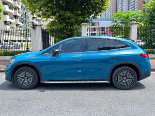 2025 Mercedes-Benz EQE SUV 500, синий, 7700099 рублей, вид 4