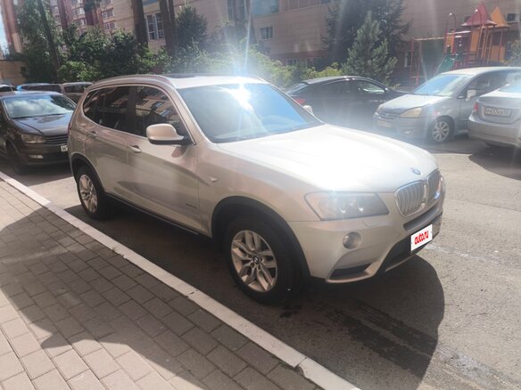 2013 BMW X3 28i xDrive II (F25), серый, 1600000 рублей - вид 2
