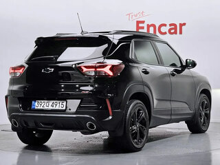 2022 Chevrolet TrailBlazer III, чёрный, 1671004 рублей, вид 4