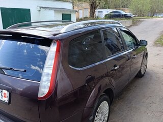 2010 Ford Focus II Рестайлинг, фиолетовый, 830000 рублей, вид 4