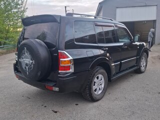 2006 Mitsubishi Pajero III Рестайлинг, чёрный, 1150000 рублей, вид 2