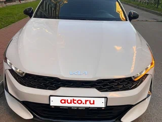 2021 Kia K5 III, белый, 2400000 рублей, вид 1