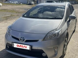 2014 Toyota Prius III Рестайлинг (XW30), серый, 1100000 рублей, вид 2