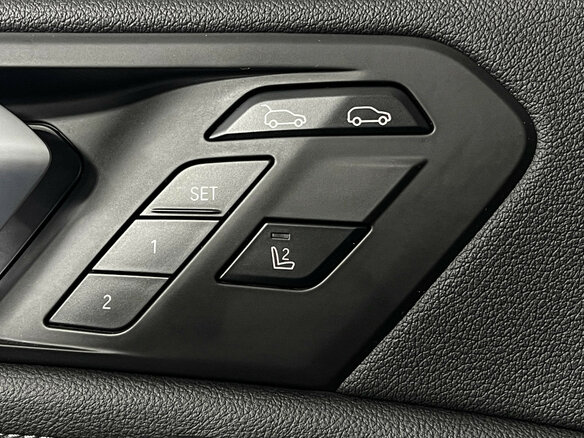 2021 BMW X6 40i III (G06), чёрный - вид 17