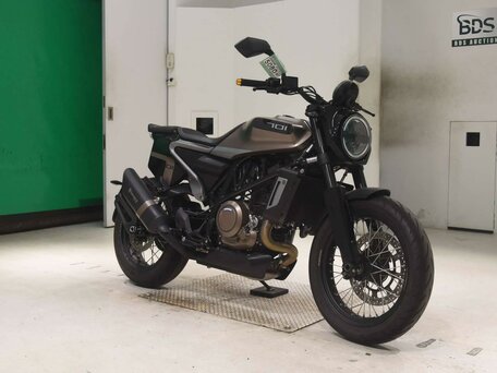 2019 Husqvarna Svartpilen 701, серый, 675000 рублей, вид 3