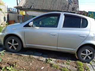 2003 Toyota Vitz I (P10), серый, 300000 рублей, вид 4
