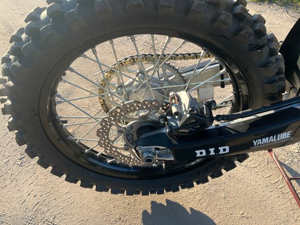 2025 Yamaha YZ250F, чёрный - вид 11