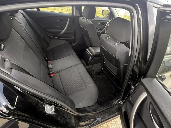 2011 BMW 1 серии 116i I (E81/E82/E87/E88) Рестайлинг, чёрный, 990000 рублей - вид 8