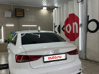 2019 Audi A3 III (8V) Рестайлинг, белый, 2000000 рублей, вид 2