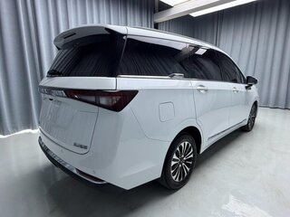 2022 Wuling Jiachen, белый, 1550678 рублей, вид 5