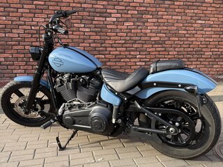 2023 Harley-Davidson Street Bob, голубой, 1250000 рублей, вид 1