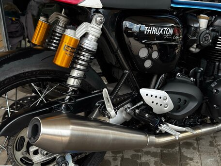 2022 Triumph Thruxton, голубой, 2000000 рублей, вид 2
