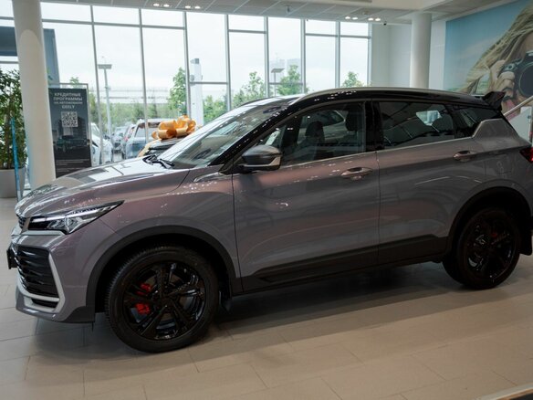 2026 Geely Coolray I Рестайлинг, фиолетовый, 2964990 рублей - вид 2
