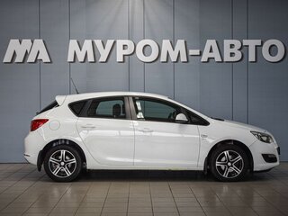 2013 Opel Astra J Рестайлинг, белый, 970000 рублей, вид 5