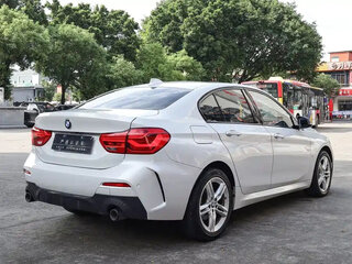 2022 BMW 1 серии 120i III (F52) Рестайлинг, белый, 1410000 рублей, вид 4