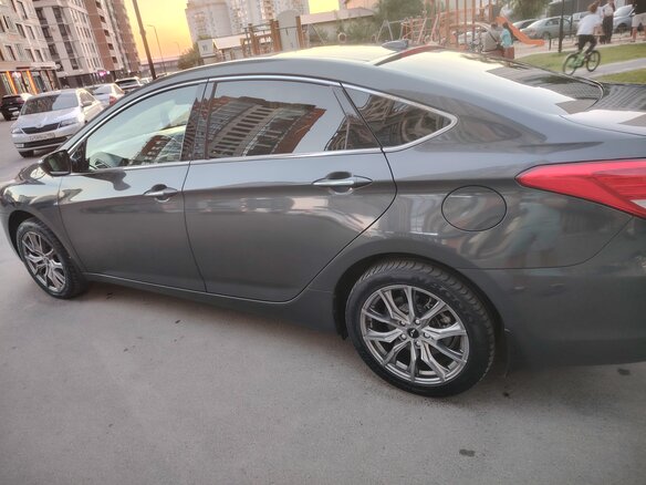 2013 Hyundai i40 I, серый, 1300000 рублей - вид 5