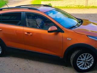 2019 Kia Rio X-Line IV, оранжевый, 1200000 рублей, вид 4